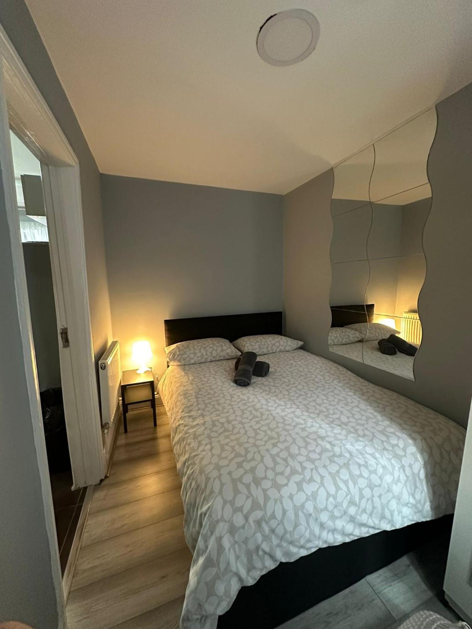 Central London - Ground Floor 2 Bedrooms Apartment Eksteriør bilde